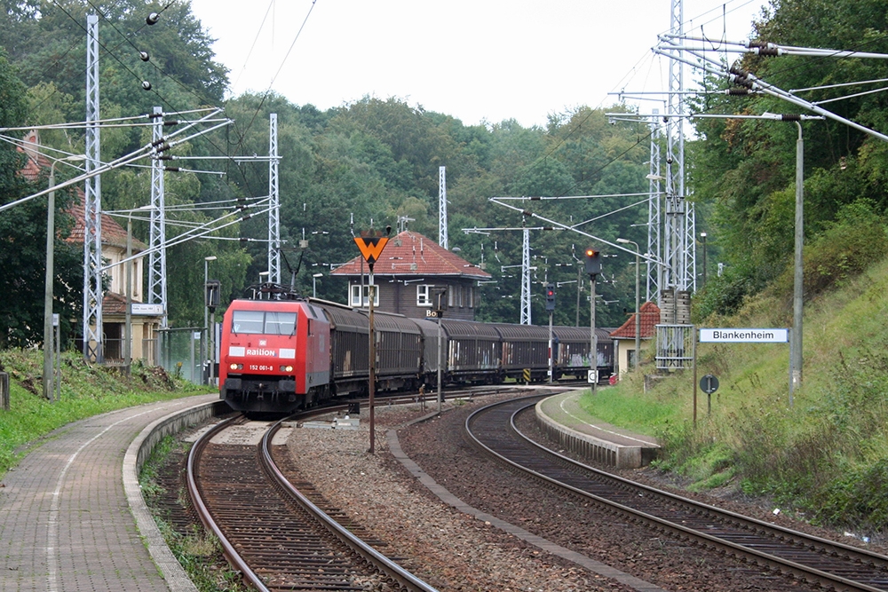 152 041 mit einem Gz in Richtung Halle/Saale (Blankenheim, 10.09.2011)