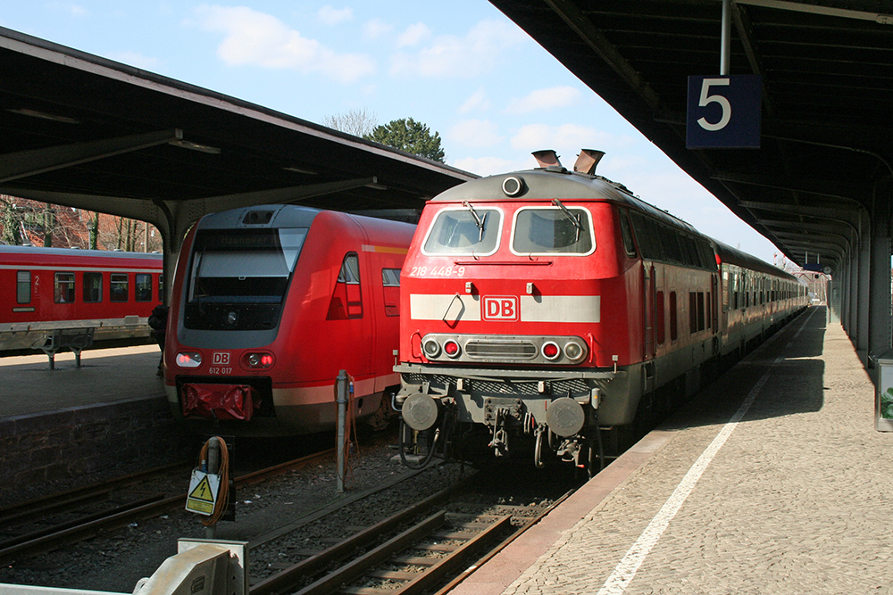 218 448 abgestellt in Bad Harzburg (27.03.2011)