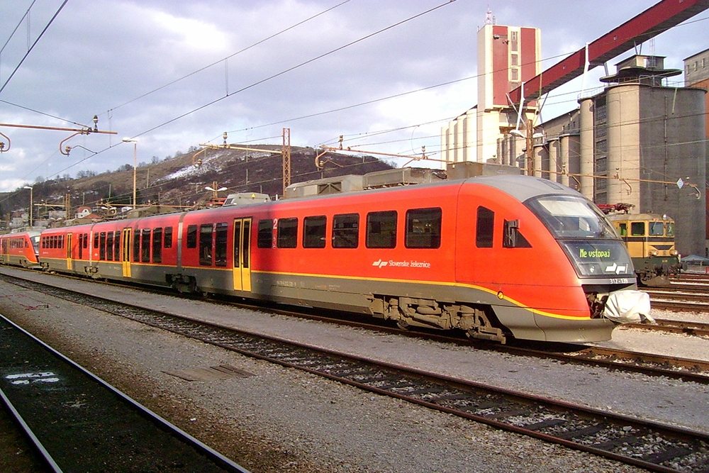 312 139 abgestellt in Maribor (18.02.2006)
