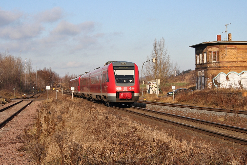 612er-Doppel als RE 3610 (Halle/Saale Hbf. – Hannover Hbf.) (Halle-Trotha, 10.12.2011)