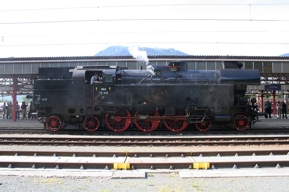 78.618 der GEG geht in Selzthal von ihrem Sonderzug  Austria-Jubilums-Express  (23.08.2012)