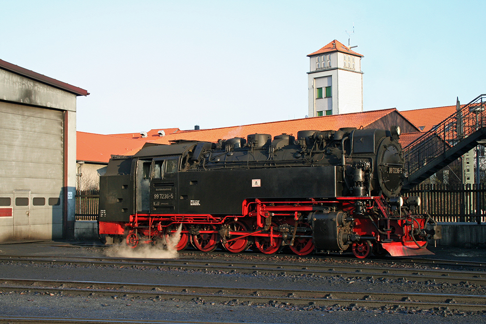 99 7236 im Bw der HSB in Wernigerode (27.03.2011)