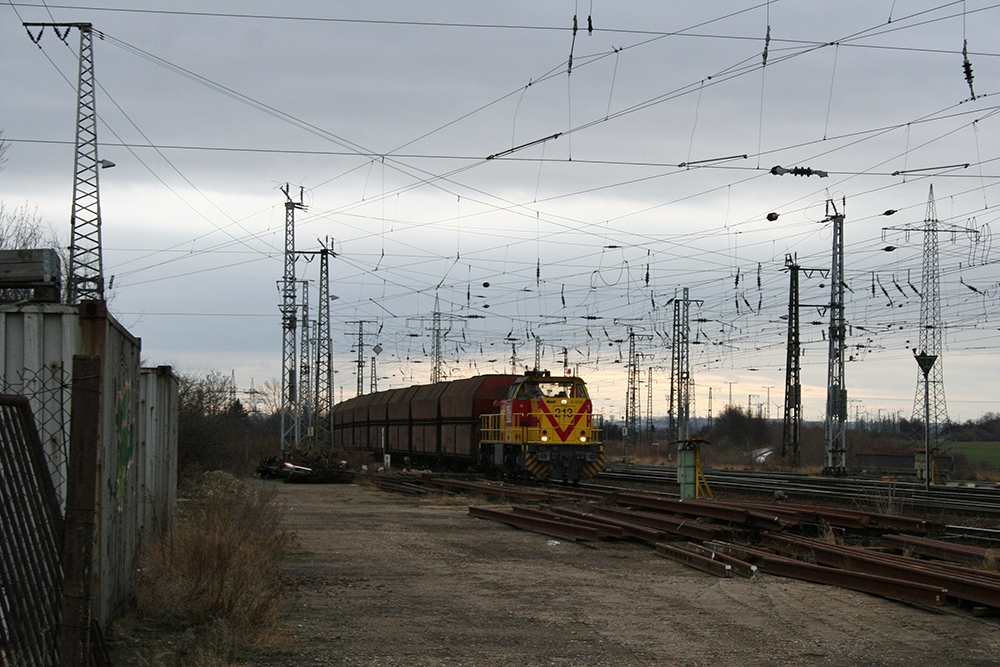 MEG 213 mit vollem Kohlependel Whlitz - Buna (Grokorbetha, 18.02.2012)