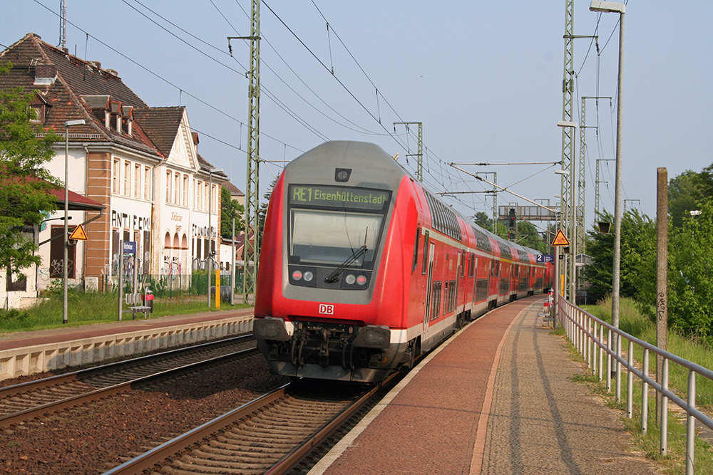 RE 38027 (Magdeburg – Eisenhttenstadt) (Kirchmser, 28.05.2010)
