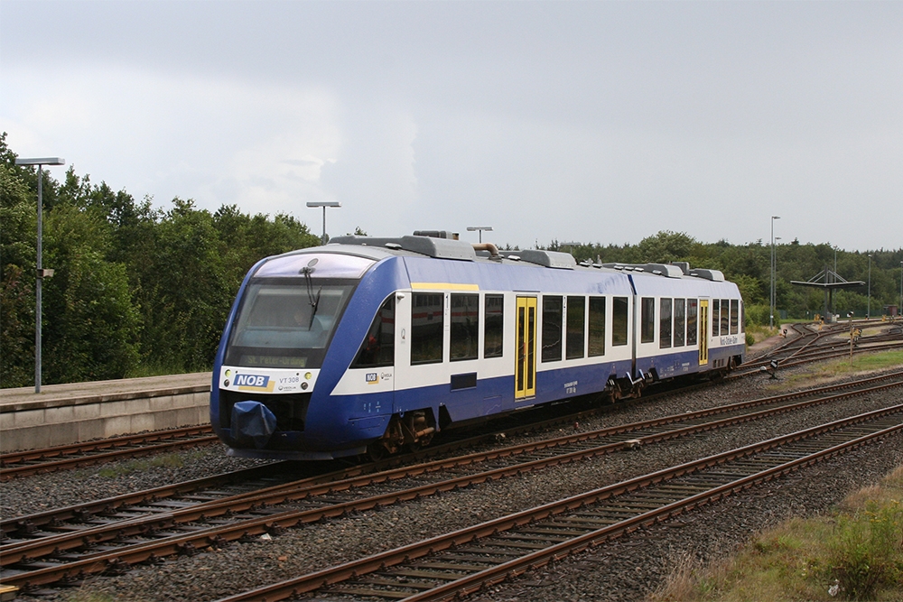 VT 308 abgestellt in Husum (09.08.2011)