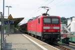BR 143/157296/143-828-mit-einem-zug-der 143 828 mit einem Zug der Linie S3 (Dresden - Tharandt) in Freital-Hainsberg (08.08.2010)