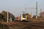 ES 64 U2-013 mit RB 16321 (Eisenach – Halle/Saale) (Schkortleben, 06.11.2011)  