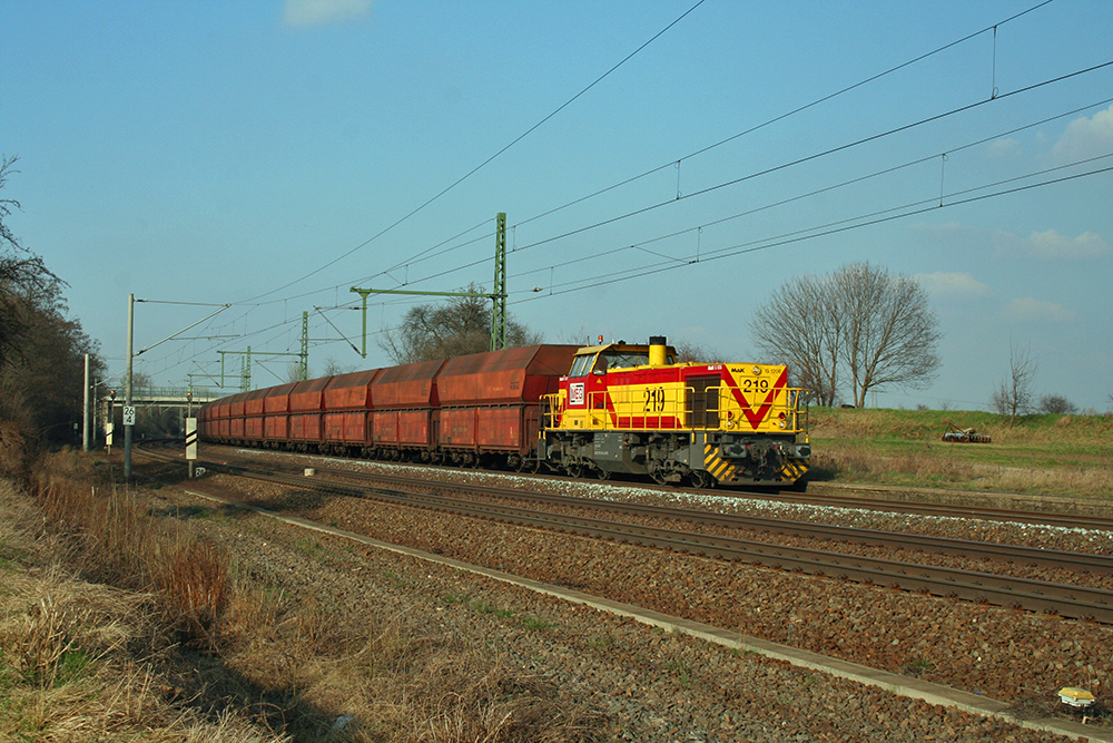 MEG 219 mit Leerzug von Buna nach Whlitz (Schkortleben, 23.03.2012)